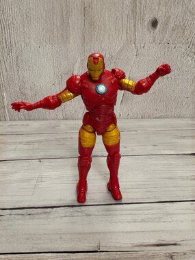 Marvel Avengers Iron Man Tony Stark 4" 2013 Articulated figure toy (SKU: 183TO)